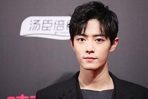 娱乐圈戏精再现：明星演技引发热议